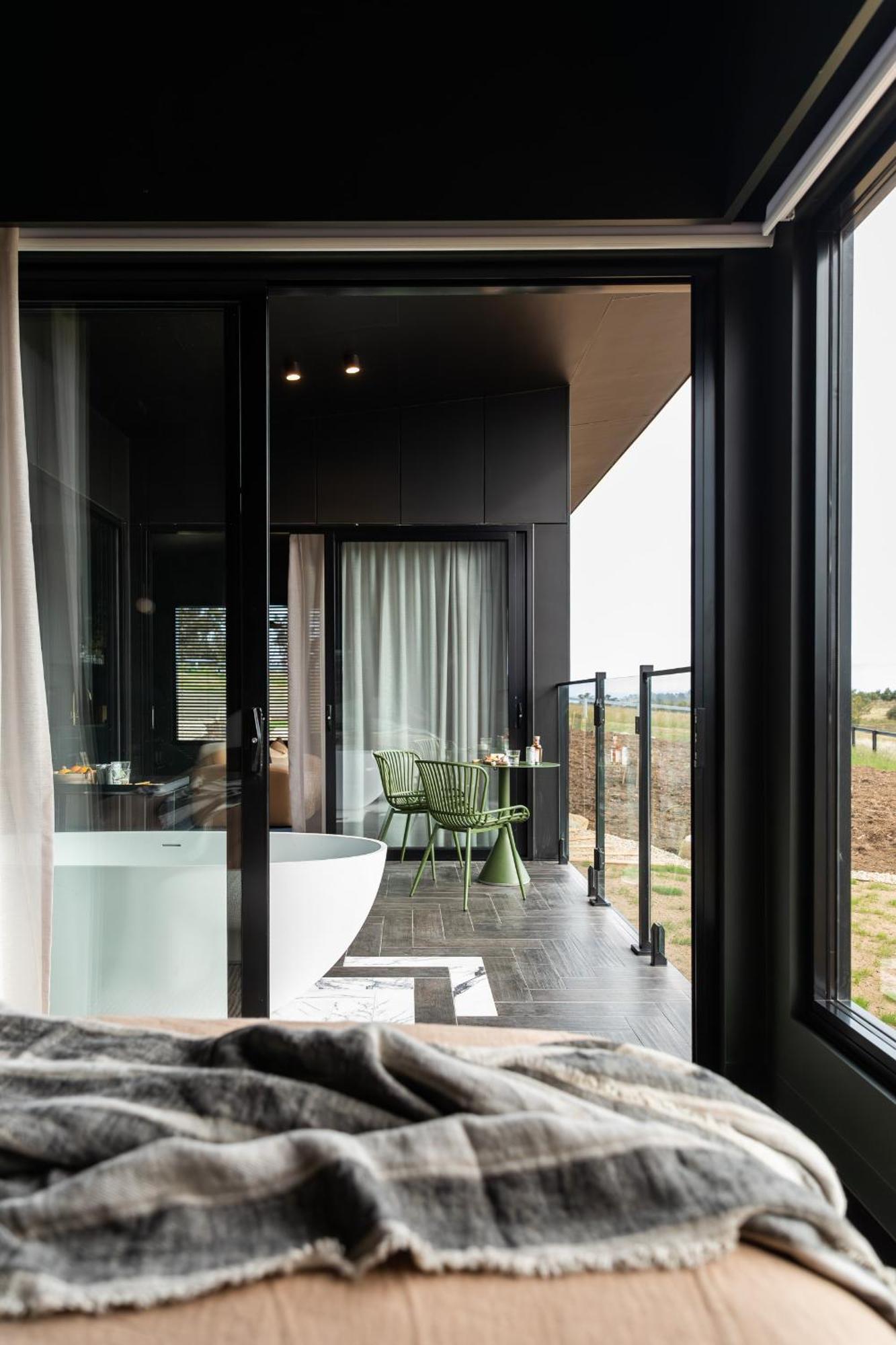 Wherewithal Luxury Suites Carlton Екстер'єр фото